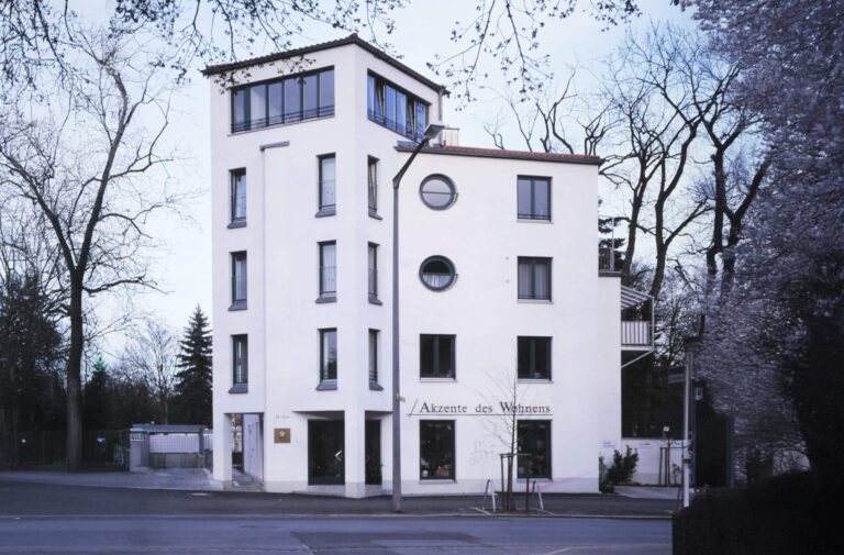 Ahornpark Kolbstraße 8 von außen